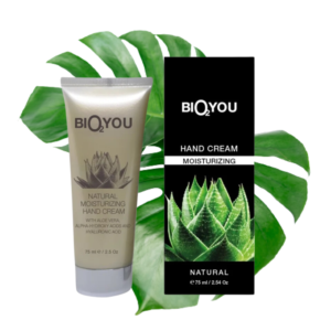 Crème hydratante naturelle pour les mains à l'aloe vera, aux acides alpha-hydroxy et à l'acide hyaluronique